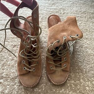 Jeffrey Campbell Tan Ankle Boots Lace-Up